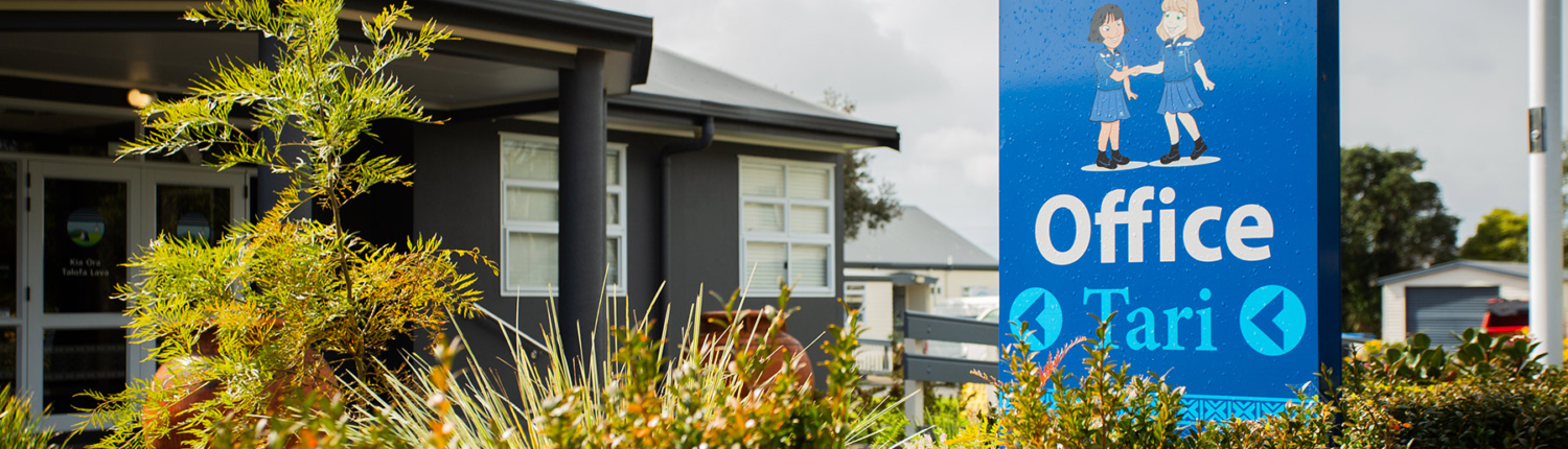 contact-chapel-downs-header